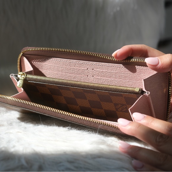 Clemence Wallet - Picture 4 of 5